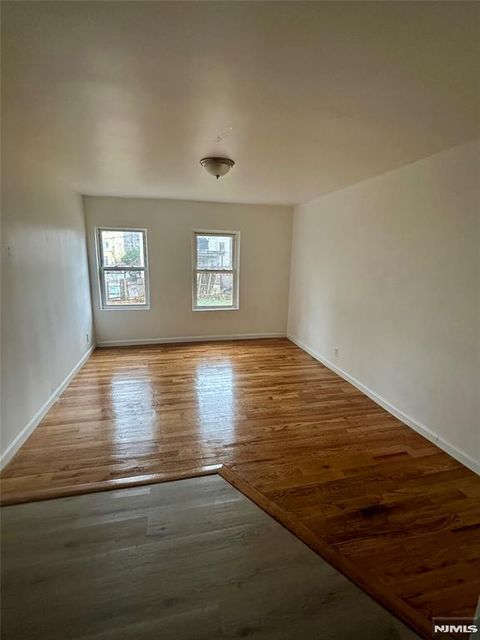 87 Main Street D Bergenfield NJ 07621