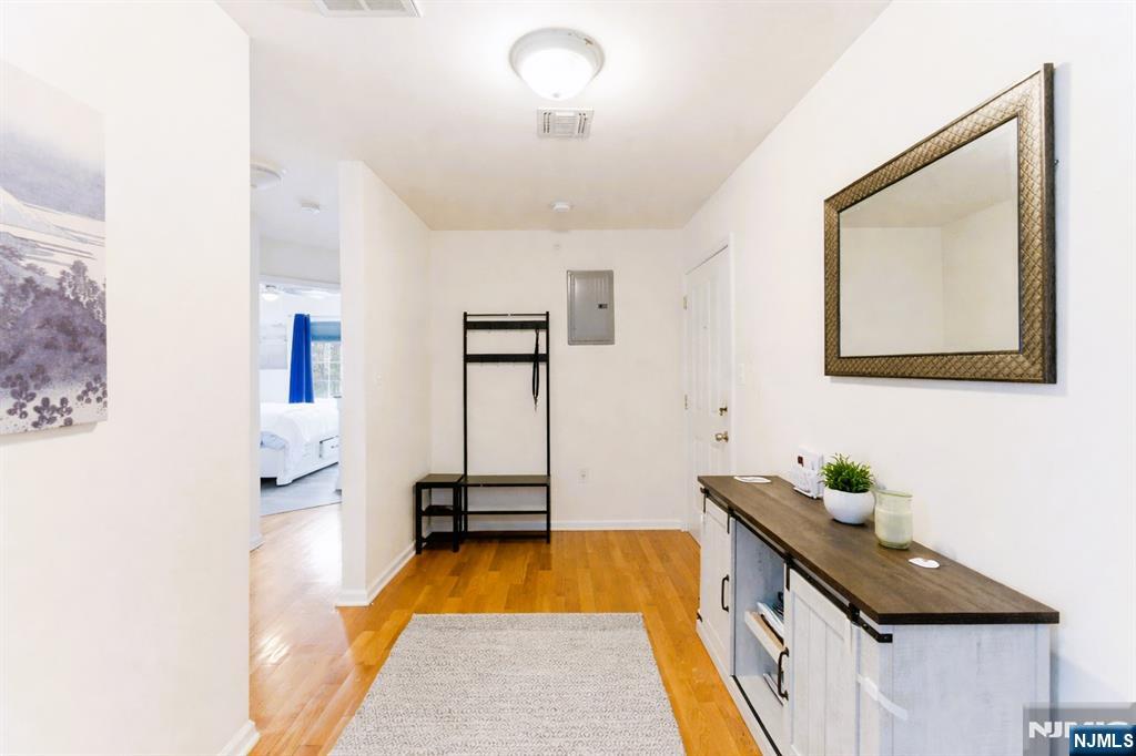 30 Mountain Avenue 9B (8)