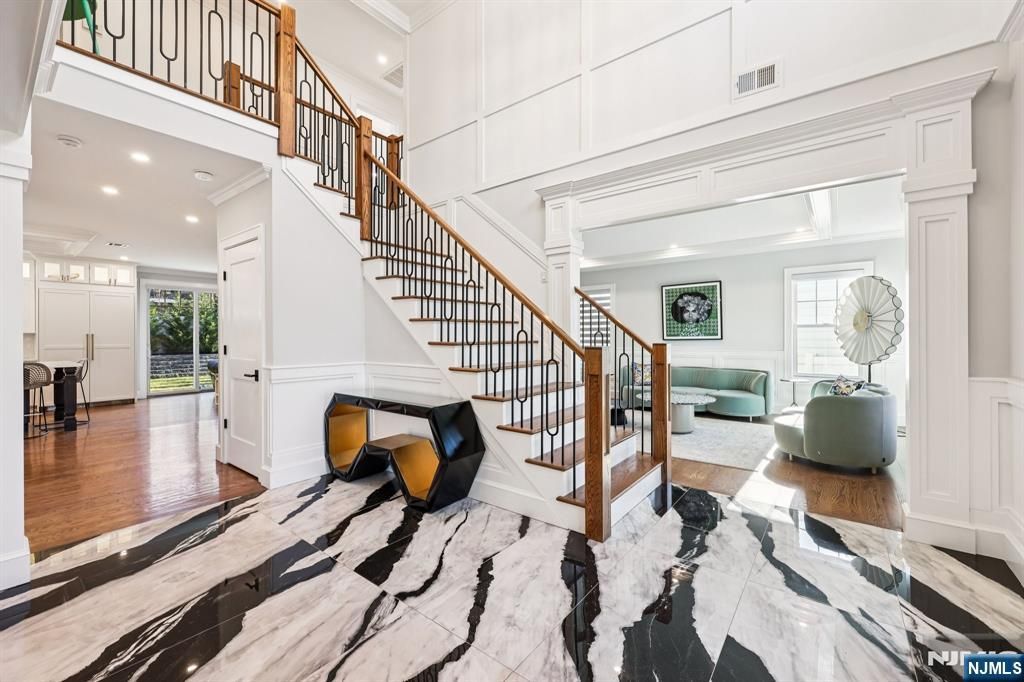 Photo of 298 Buttonwood Drive, Paramus, NJ 07652 (MLS # 26001080)