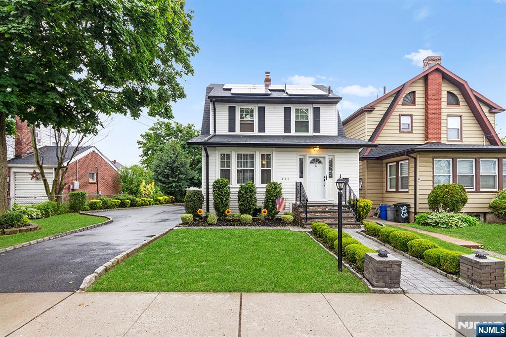111 Curie Avenue, Clifton, New Jersey - 3 Bedrooms  
2 Bathrooms  
6 Rooms - 