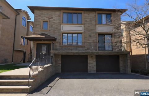 Photo of 26 W Ruby Ave #2, Palisades Park, NJ 07650 (MLS # 26012237)