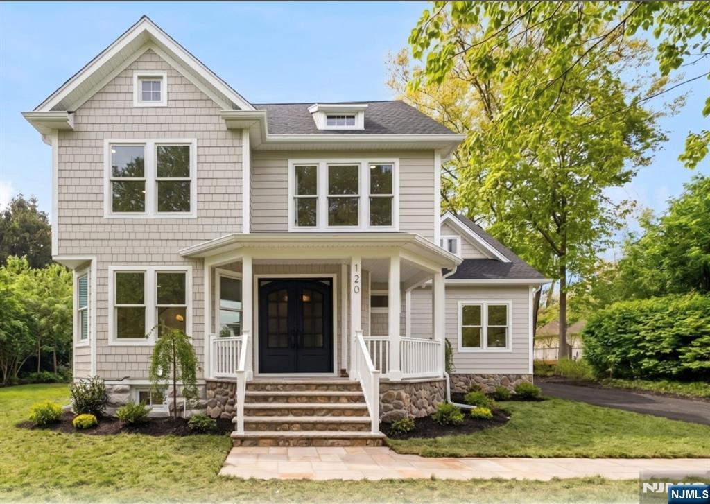 120 Hope Street