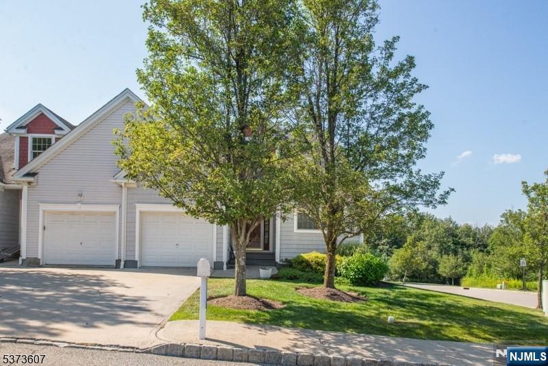 11 Fairchild Lane 11