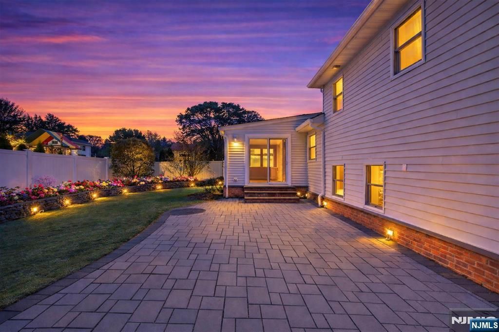 Photo of 206 Harwood Place, Paramus, NJ 07652 (MLS # 26003194)