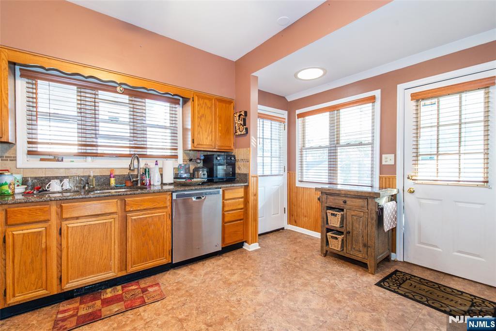 27-29 Willard Street