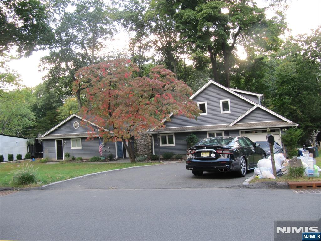 76 Ramapo Hills Boulevard
