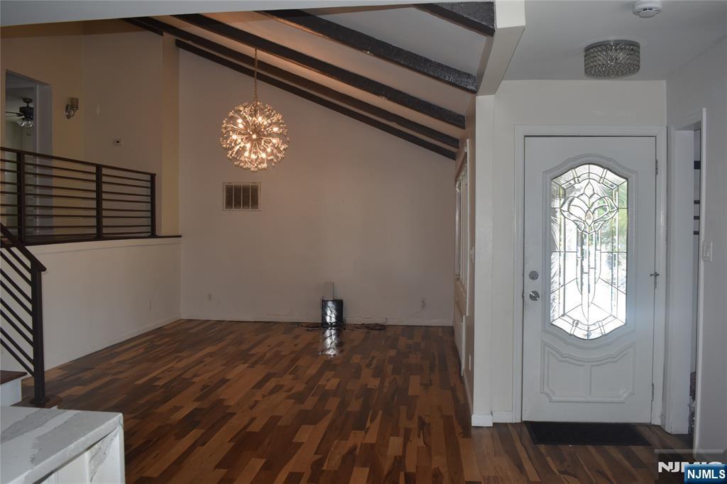100 Kipp Avenue 1