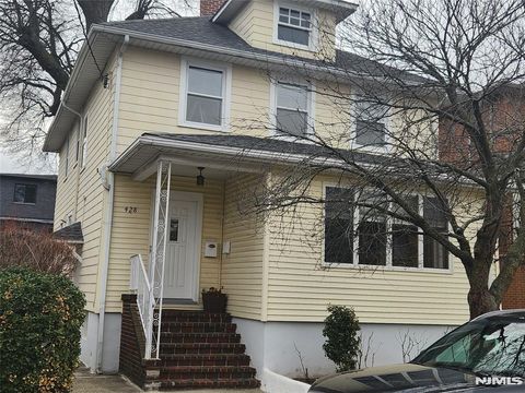 Photo of 428 2nd St #2nd, Palisades Park, NJ 07650 (MLS # 26008838)