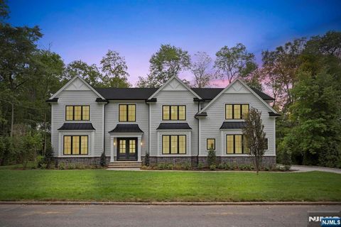 559 Stellman Drive River Vale NJ 07675