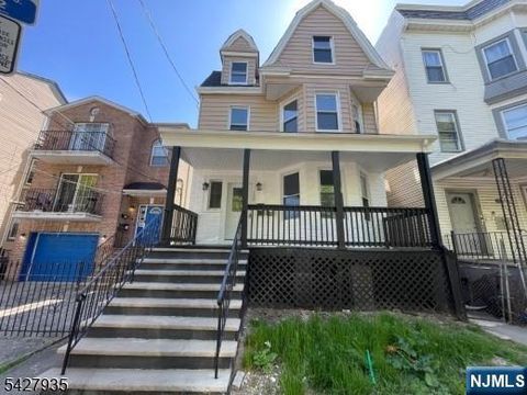 Photo of 120 7th ST #3, Newark, NJ 07107 (MLS # 26018307)
