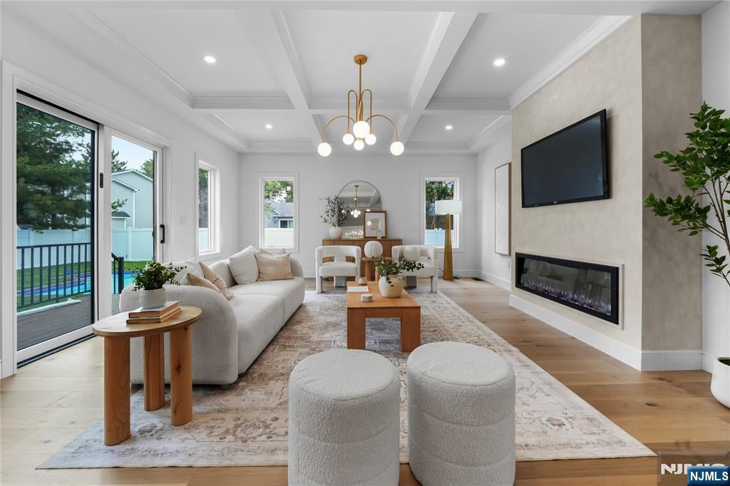 Homes for Sale in Northern NJ | ThisIsRiverEdge.com 192 Valley Road
