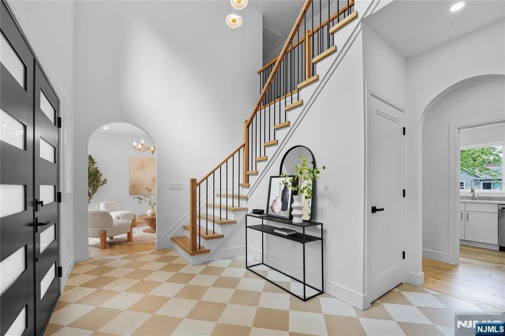 Homes for Sale in Northern NJ | ThisIsRiverEdge.com 192 Valley Road