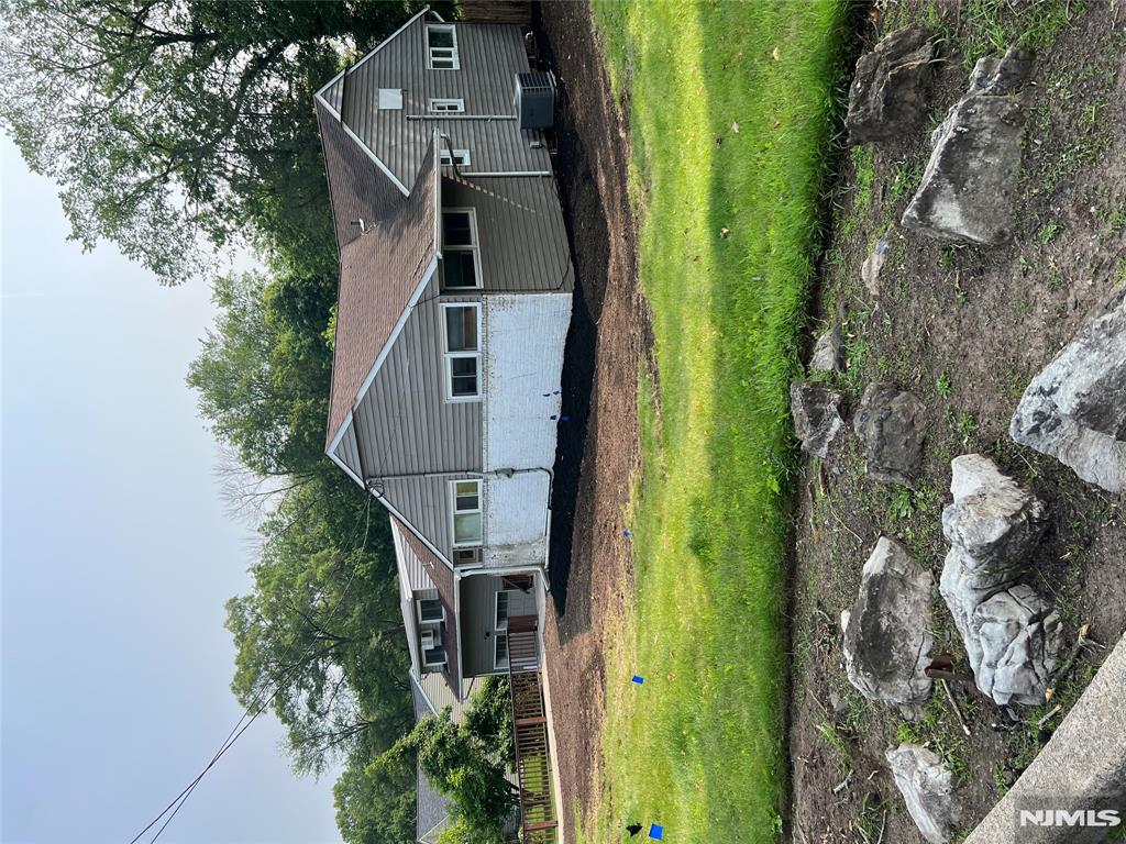 5 Saddle Ranch Lane
