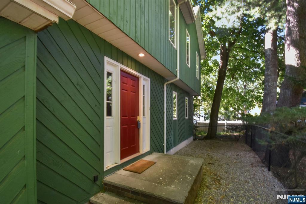 103 Northwood Avenue