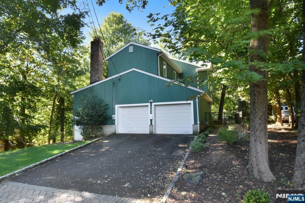 103 Northwood Avenue