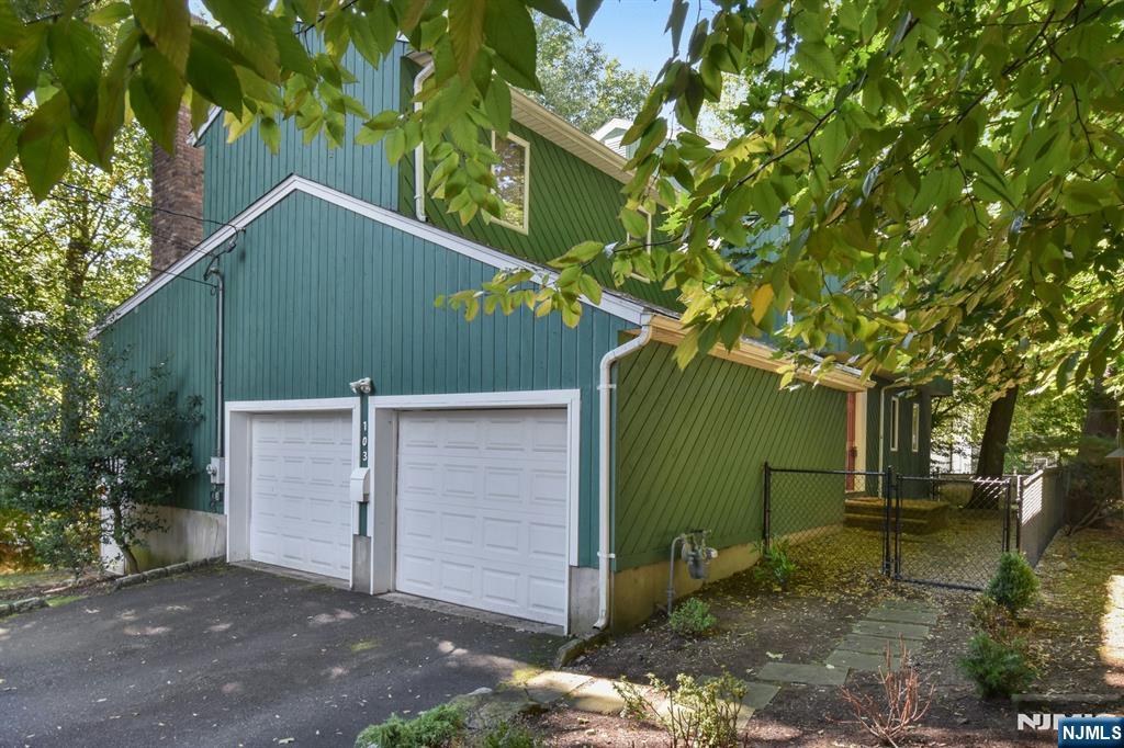 103 Northwood Avenue