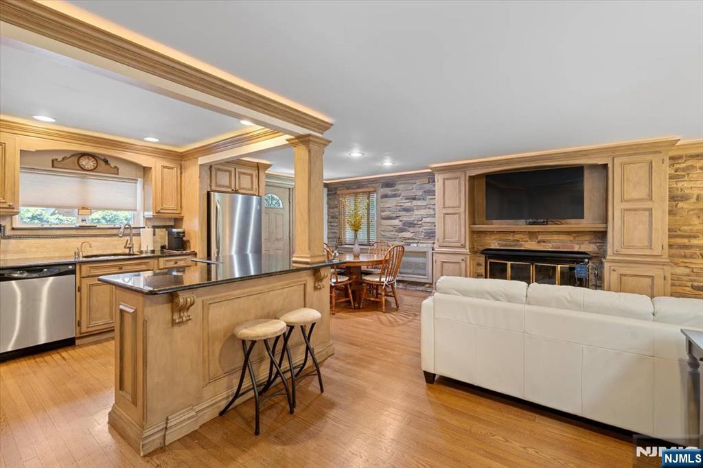 694 Sunset Road