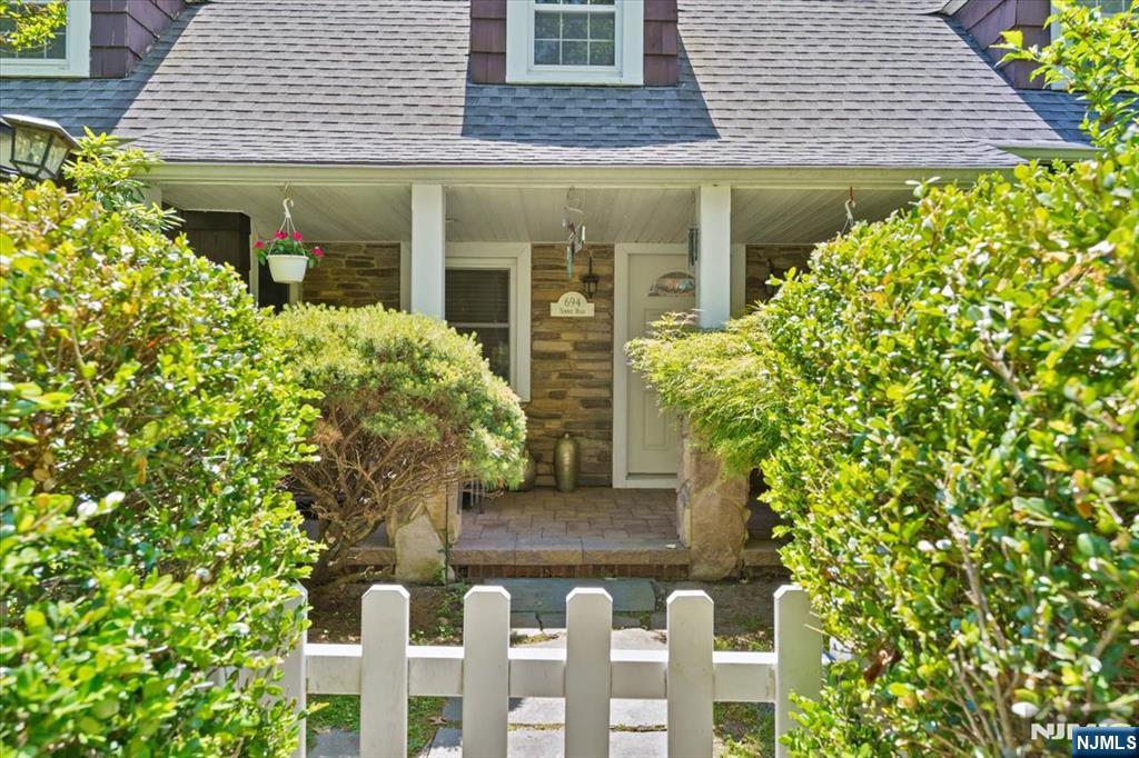 694 Sunset Road