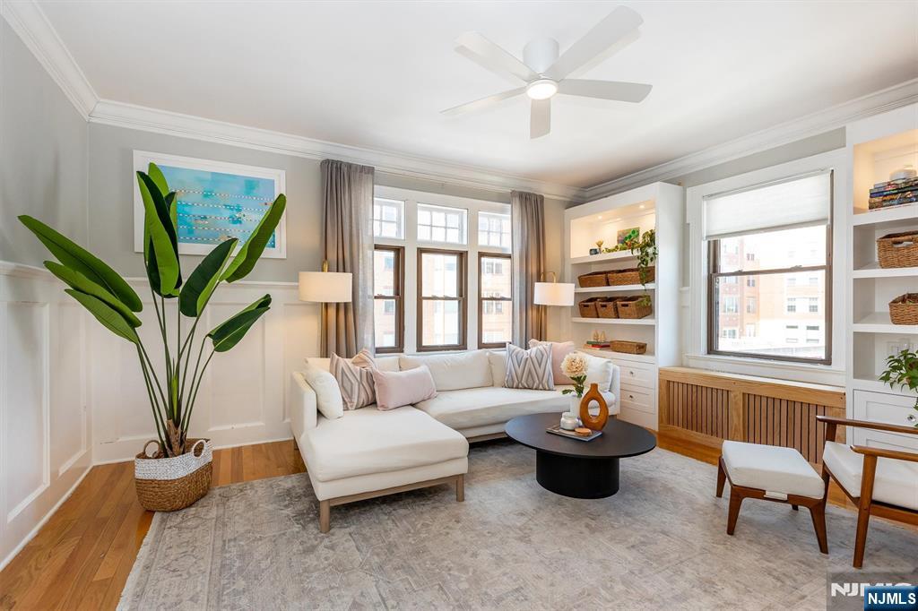 51 S Park Street 302