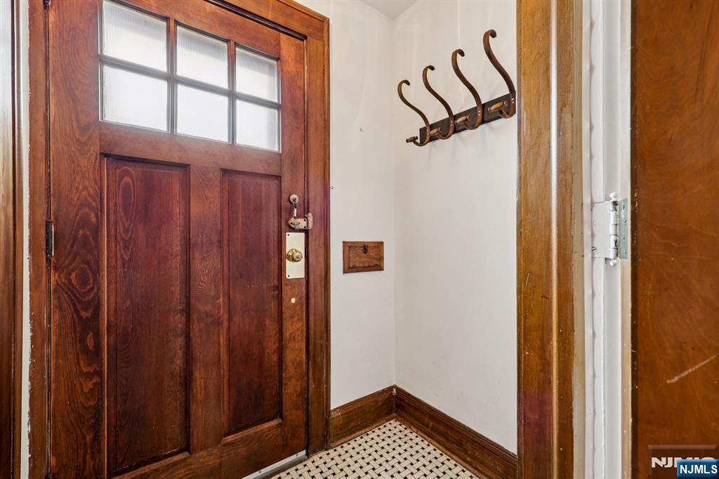 Photo of 971 Garrison Avenue, Teaneck, NJ 07666 (MLS # 26011897)