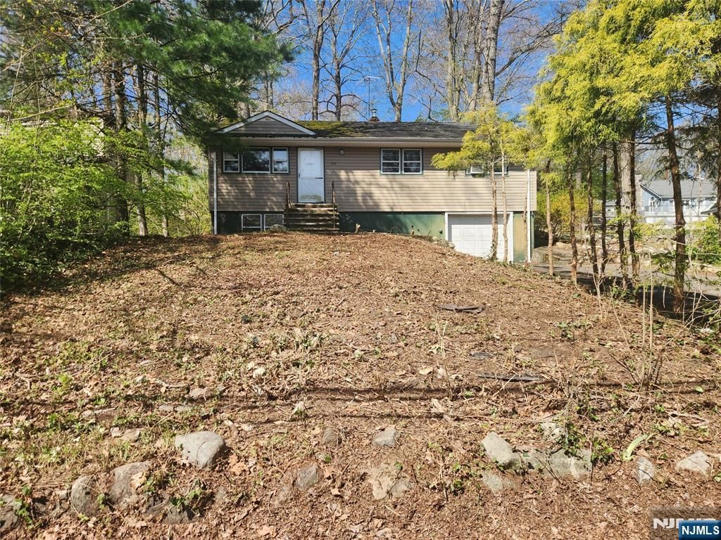 Photo of 286 Cupsaw Drive, Ringwood, NJ 07456 (MLS # 26014573)