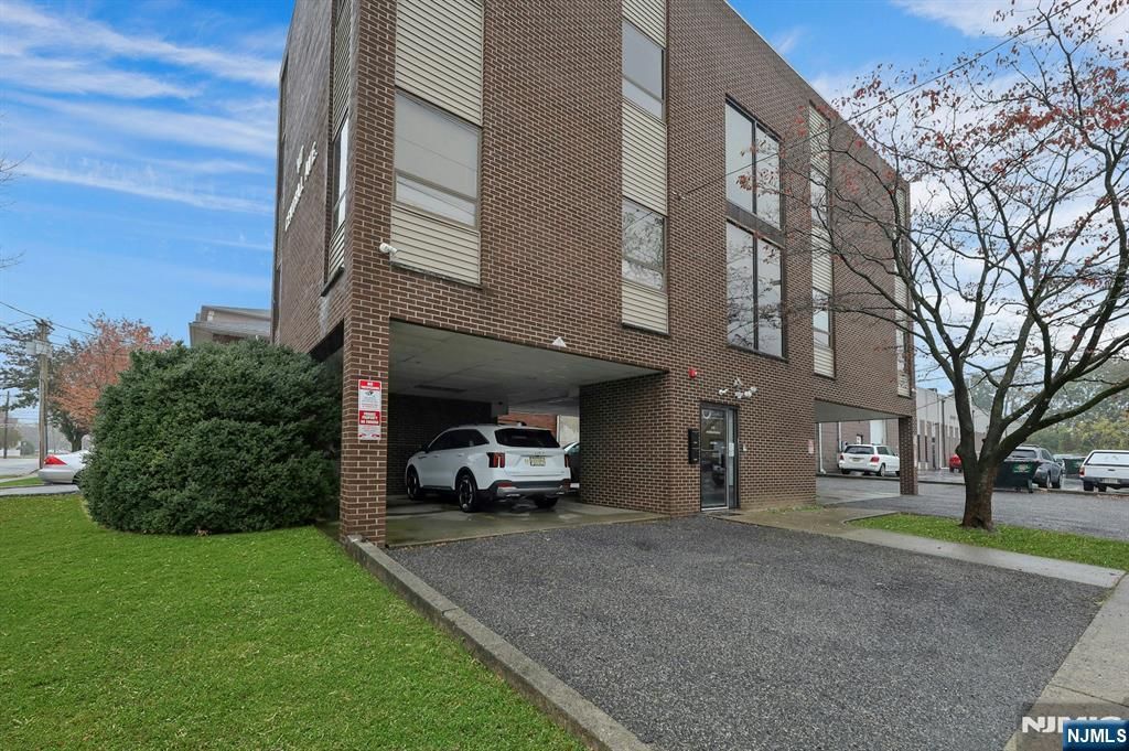 Photo of 117 Central Avenue, Hackensack, NJ 07601 (MLS # 25037826)