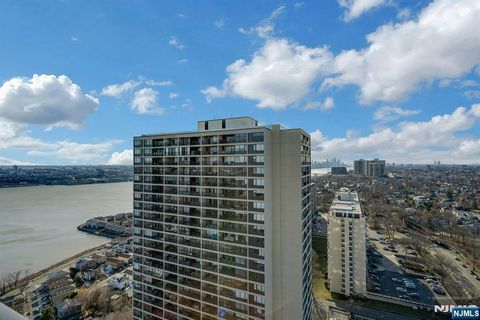 6 Horizon Road 2602 Fort Lee NJ 07024