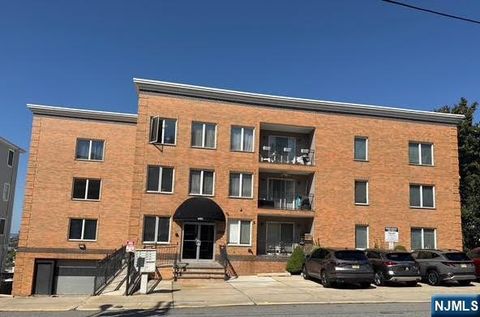 4401 Smith Avenue 2A North Bergen NJ 07047