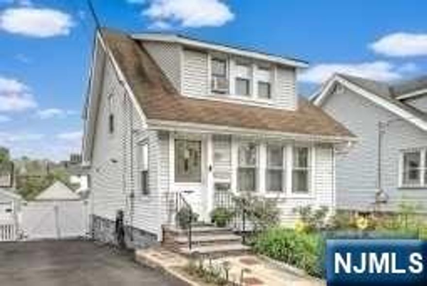 A great starter home on a quiet street with a new deck, newer kitchen, vinyl fence and new full bath on first floor. Transportation, dining, shopping are all conveniently located nearby. Great yard for entertaining.