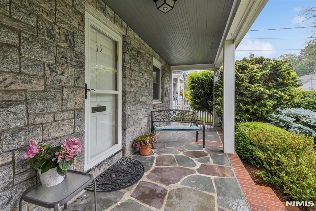 77 Bennett Road
