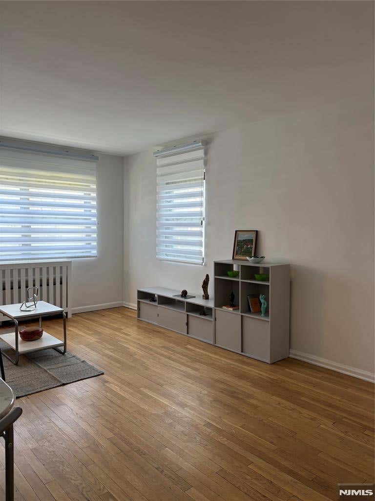 Photo of 400 Fairview Avenue #1H, Fort Lee, NJ 07024 (MLS # 26010473)