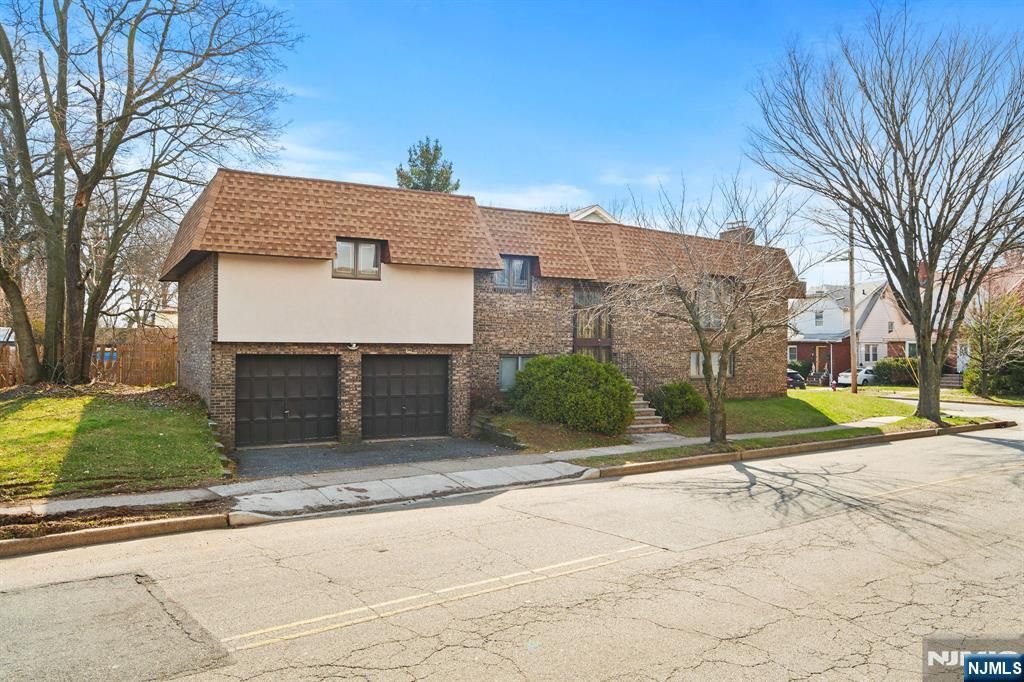 Photo of 345 5th Street, Ridgefield Park, NJ 07660 (MLS # 26010409)