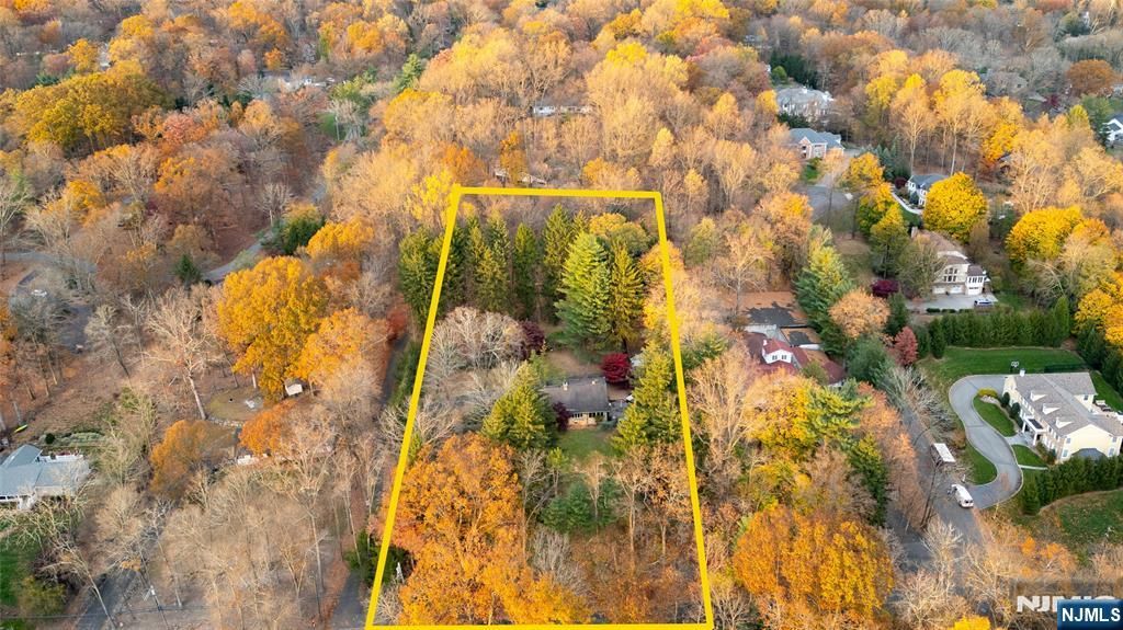 Photo of 59 Old Stone Church Road, Upper Saddle River, NJ 07458 (MLS # 25037909)