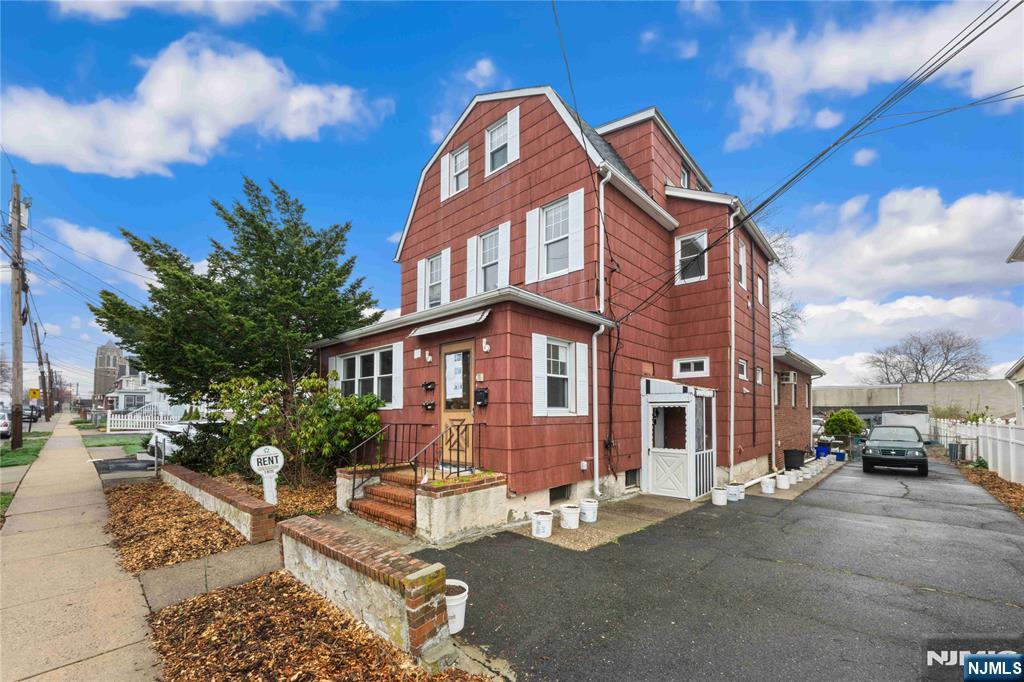 649 New Jersey Avenue