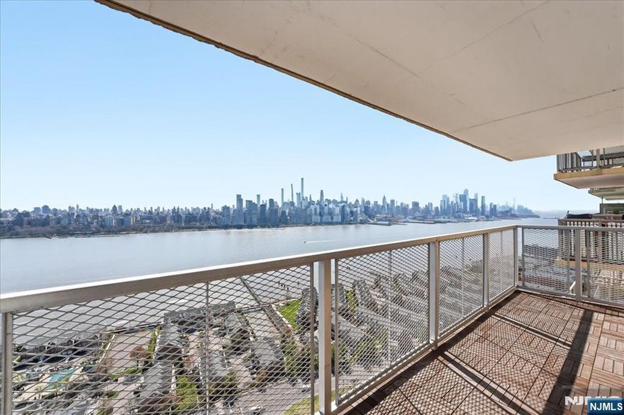 Step into elegant luxury with this fully renovated apt., thoughtfully designed for both style and low-maintenance living. The breathtaking, panoramic views of the NYC skyline, Hudson River and Verrazano Bridge from all windows and the large terrace.The full -amenity high-rise offers a 24/7 concierge, a full equipped GYM,and a heated Olympic -sized pool, and a sprawling promende area perfect for BBQ and outdoor entertaining. This prime location ensures an easy and quick commute to NYC, and is surrounded by a vibrant neighborhood full of upscale restaurants, cafes, health spas and botiques, Trader Joe's, Whole Foods, Mitsuwa and so much more! Short distance to parks, lake, pickleball, basketball and tennis courts. HOA covers RE taxes,U/L mtg, gas, electric, heat, A/C, cold and hot water, pool, promenade/ BBQ area. A must See!