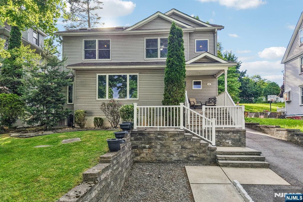45 Hillside Avenue
