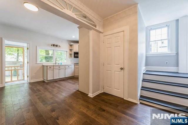 92 Highwood Avenue