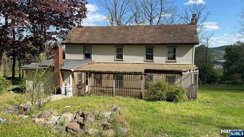 Photo of 25 Coleman Hill Road, Other Areas, NJ 07882 (MLS # 26019487)