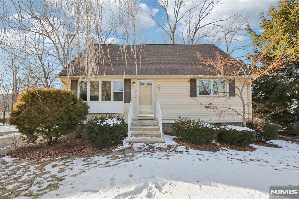 Property for Sale at 13 Mckinley Place, West Milford, New Jersey - Bedrooms: 4 
Bathrooms: 3 
Rooms: 8  - $515,000