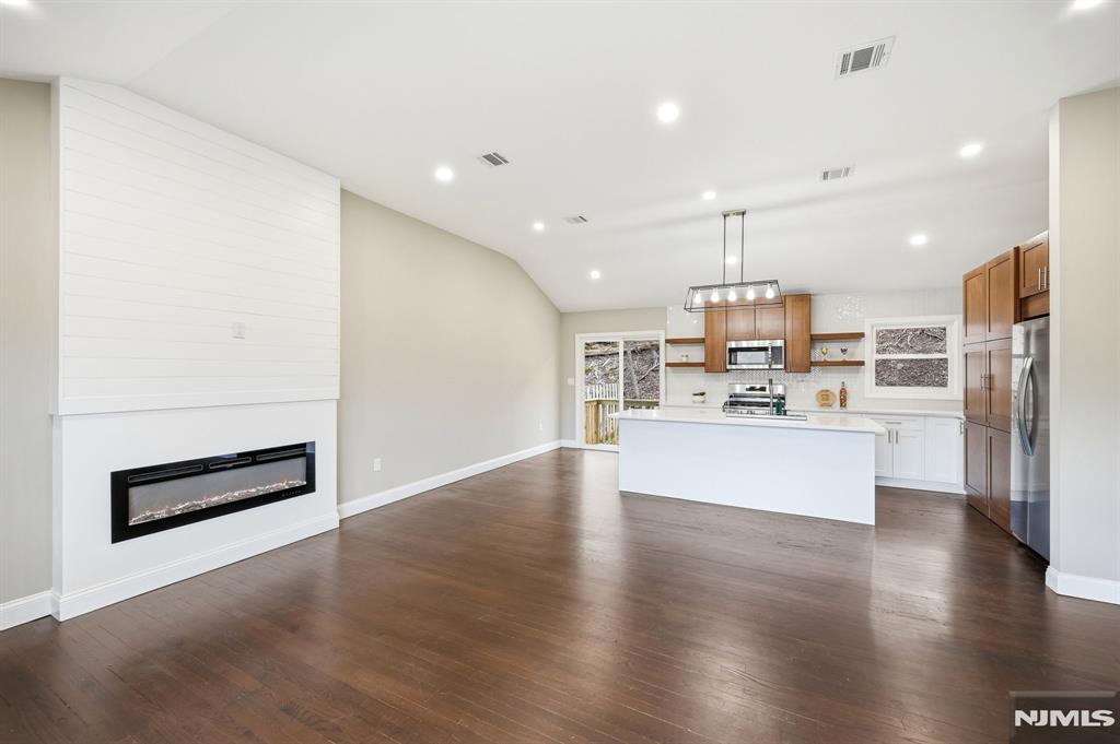 550 Ramapo Valley Road