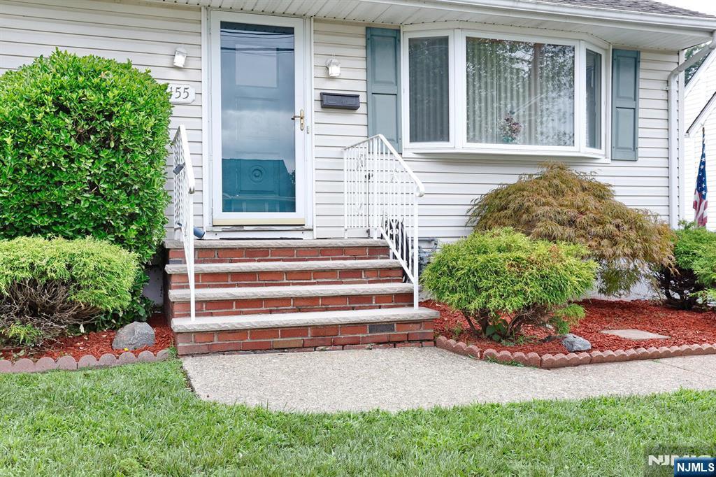 155 Oldfield Avenue