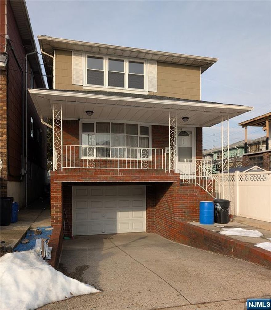Recently renovated 3 bedroom apartment with Living Room, Eat-In-Kitchen and one full bath. Hardwood flooring throughout and plenty of sunlight. 1 Parking Spot. NO Pets allowed. No Smoking. Tenant responsible for heat, hot water, gas, and electric. First month rent & 1.5-months security deposit due at signing. Application, tenant background check, good credit, & proof of ability to pay rent required.
