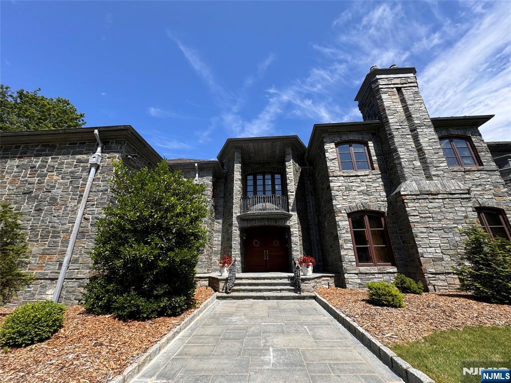 64 Stony Ridge Road