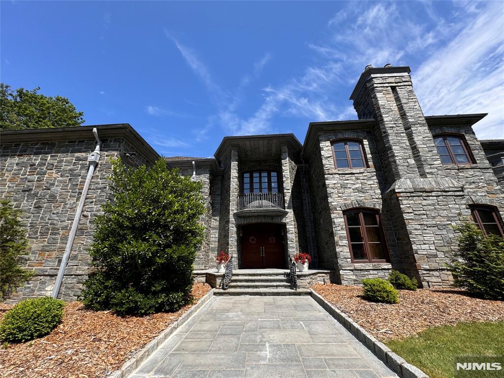 64 Stony Ridge Road