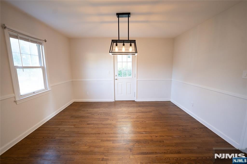 225 Hillside Avenue