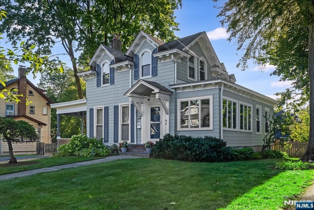 Photo of 40 Franklin Place, Montclair, NJ 07042 (MLS # 26005731)