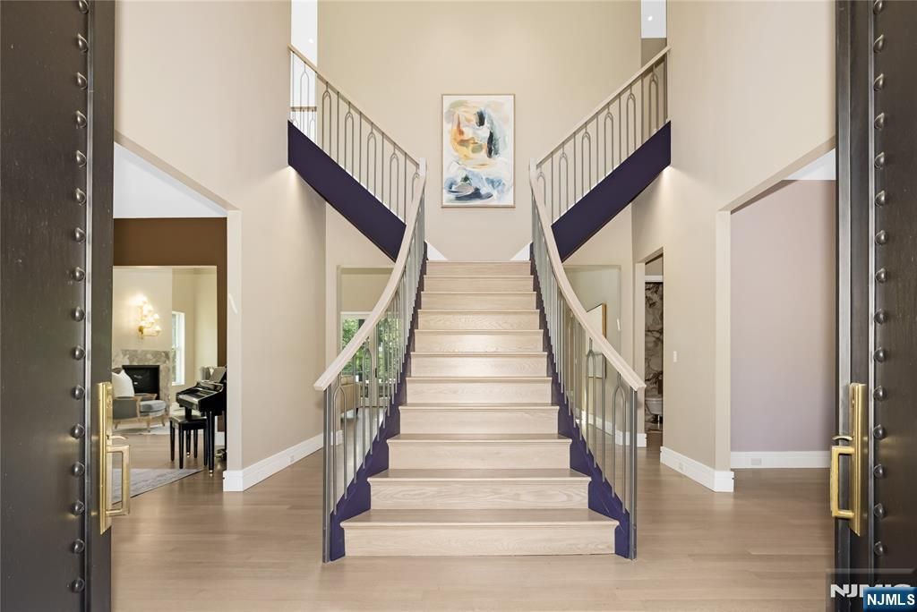 Photo of 241 Saddle River Road, Saddle River, NJ 07458 (MLS # 25022674)