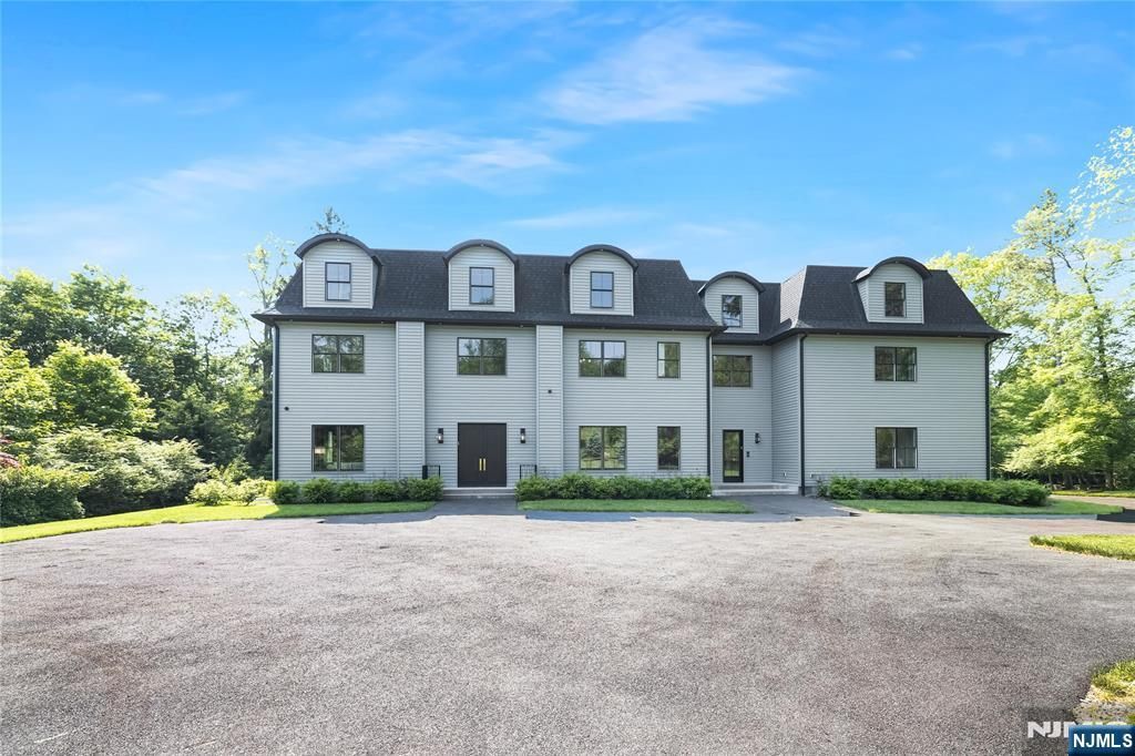 Photo of 241 Saddle River Road, Saddle River, NJ 07458 (MLS # 25022674)
