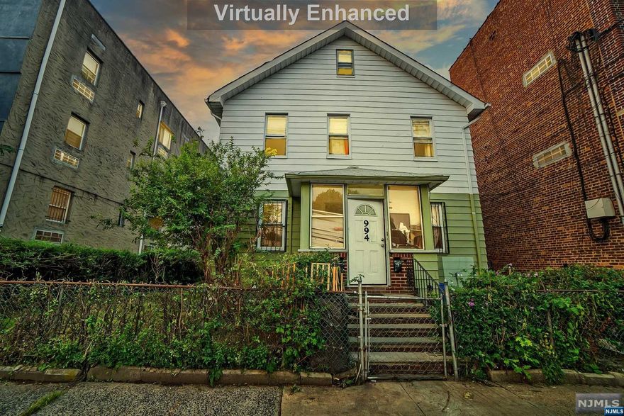 Don't miss this fantastic investment opportunity! This huge two-unit home on a large lot with a two-car garage is great for both investors and owner-occupants. Let your imagination run wild and bring your own touch to finish the property to your specifications. Turn this property into a cash flow machine. Act now and secure your future with this exceptional property!