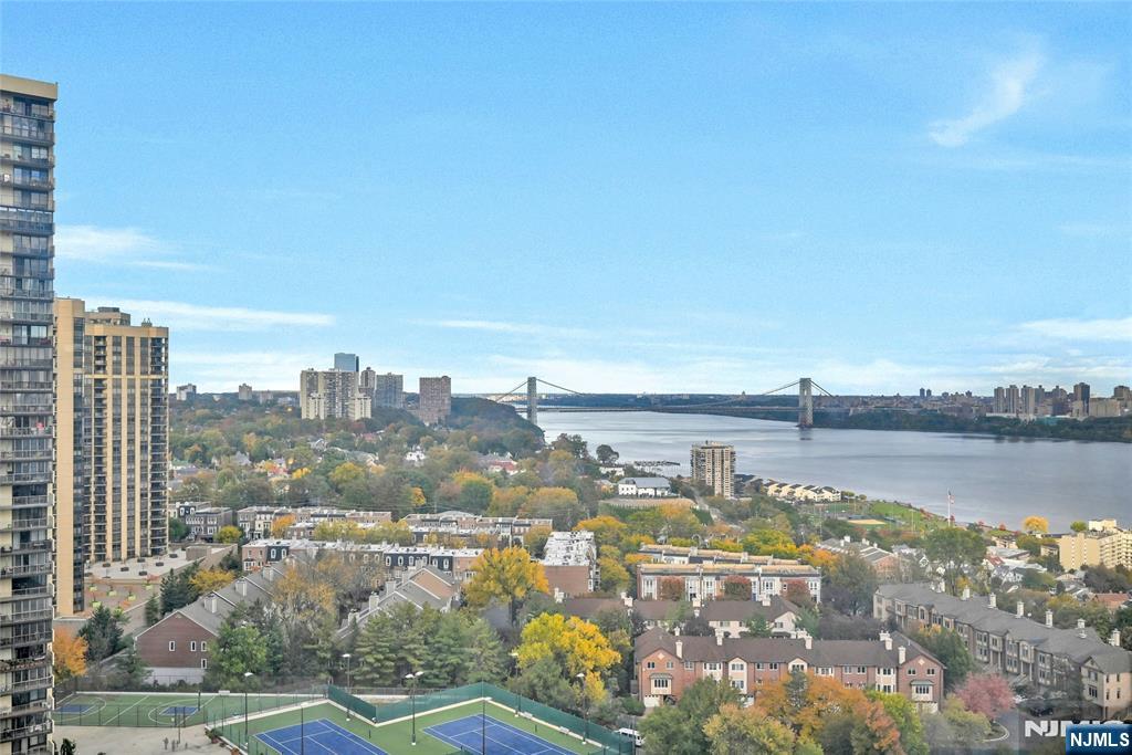 200 Winston Drive 1807